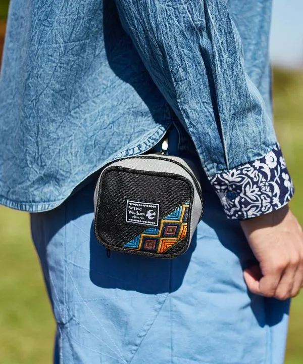 Colorblock Pouch