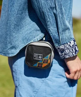 Colorblock Pouch