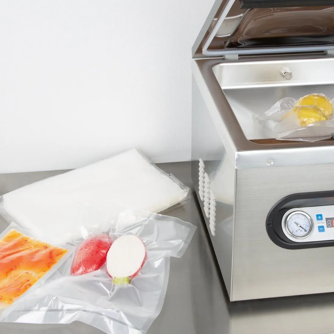 CU374 Vogue Vacuum Sealer Bags Embossed 250x450mm (Pack of 50)