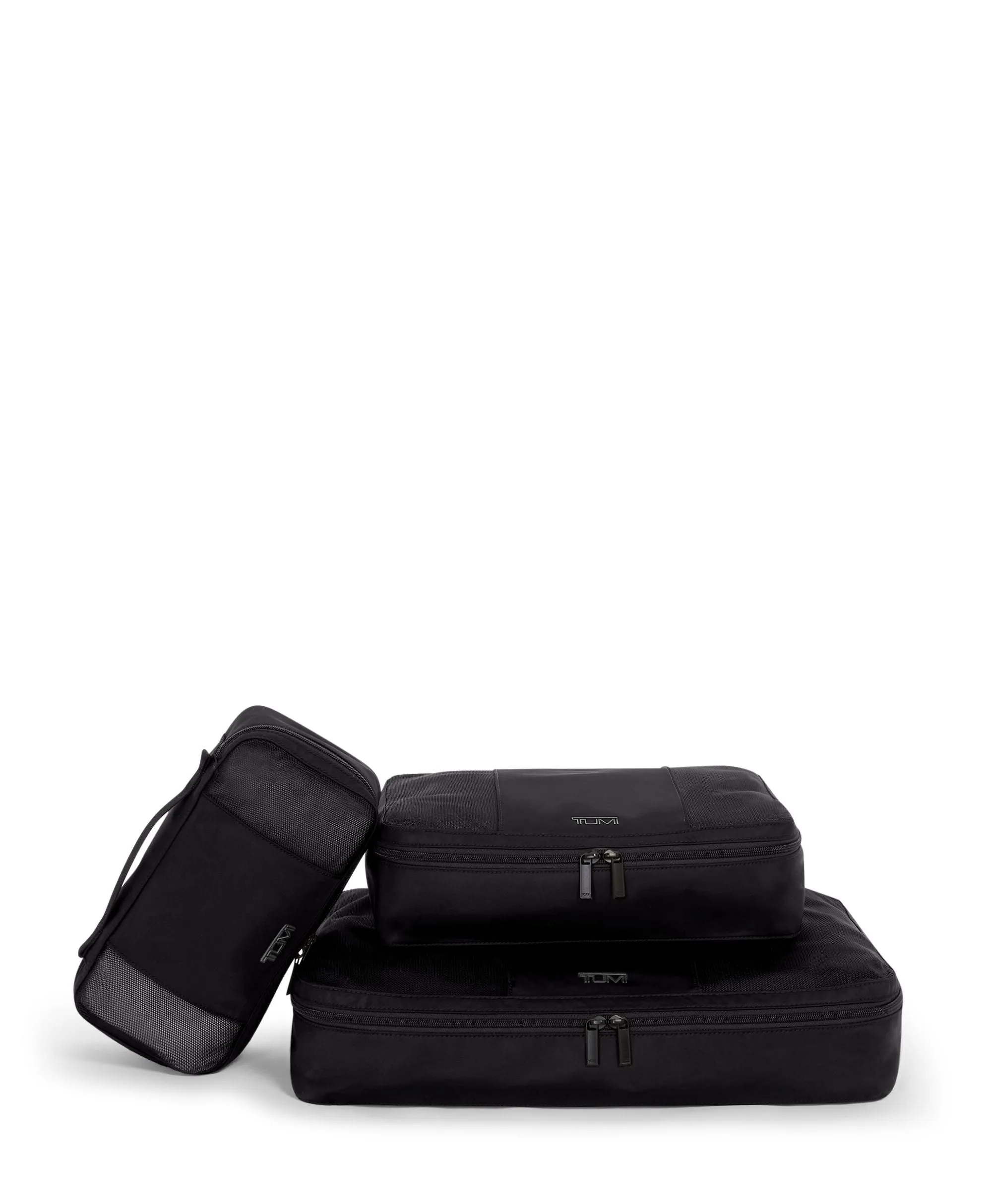 TRAVEL ACCESSORY PACKING CUBE MEDIUM - BLACK