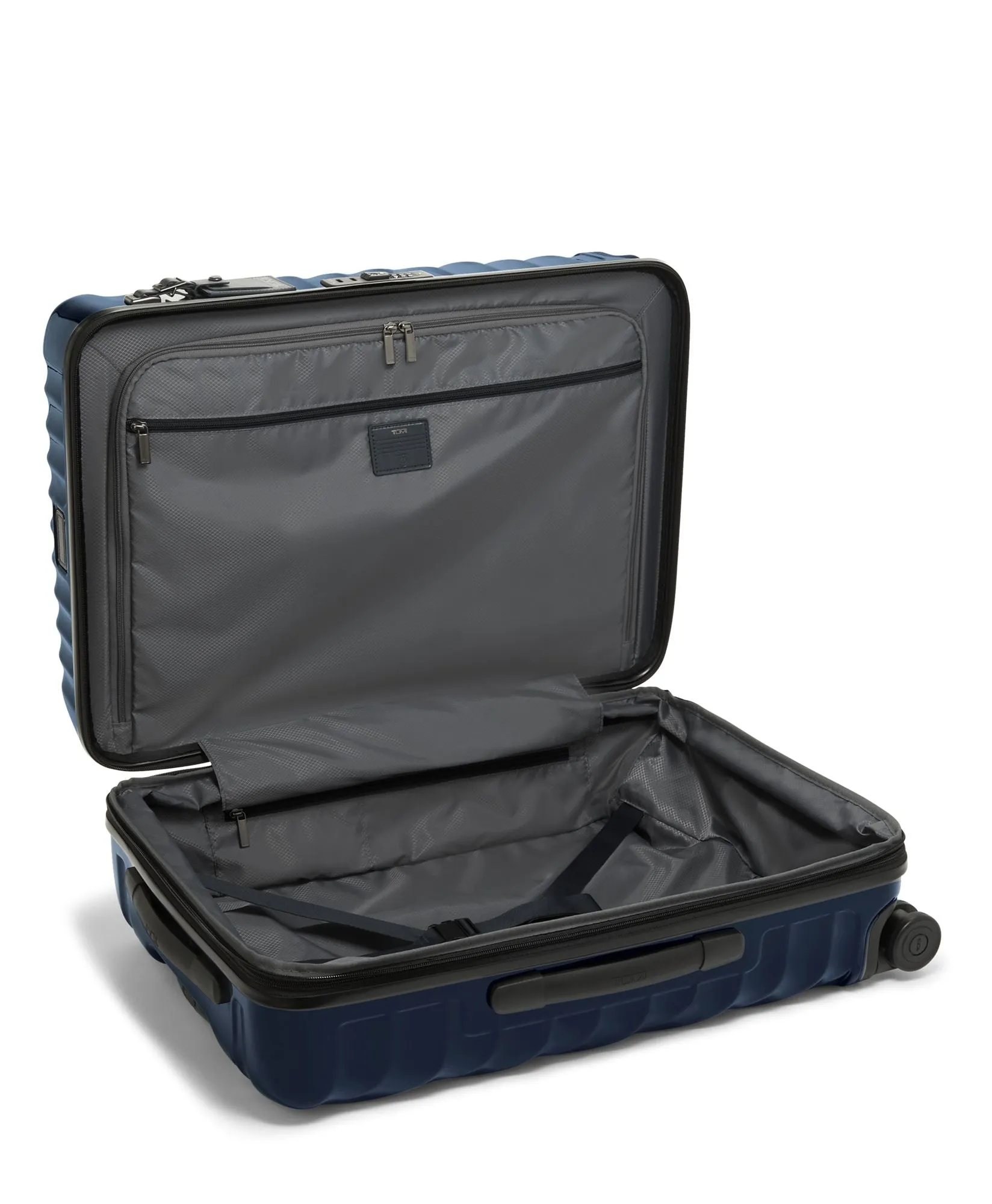 Tumi 19 Degree Short Trip Expandable 4-Wheeled Packing Case
