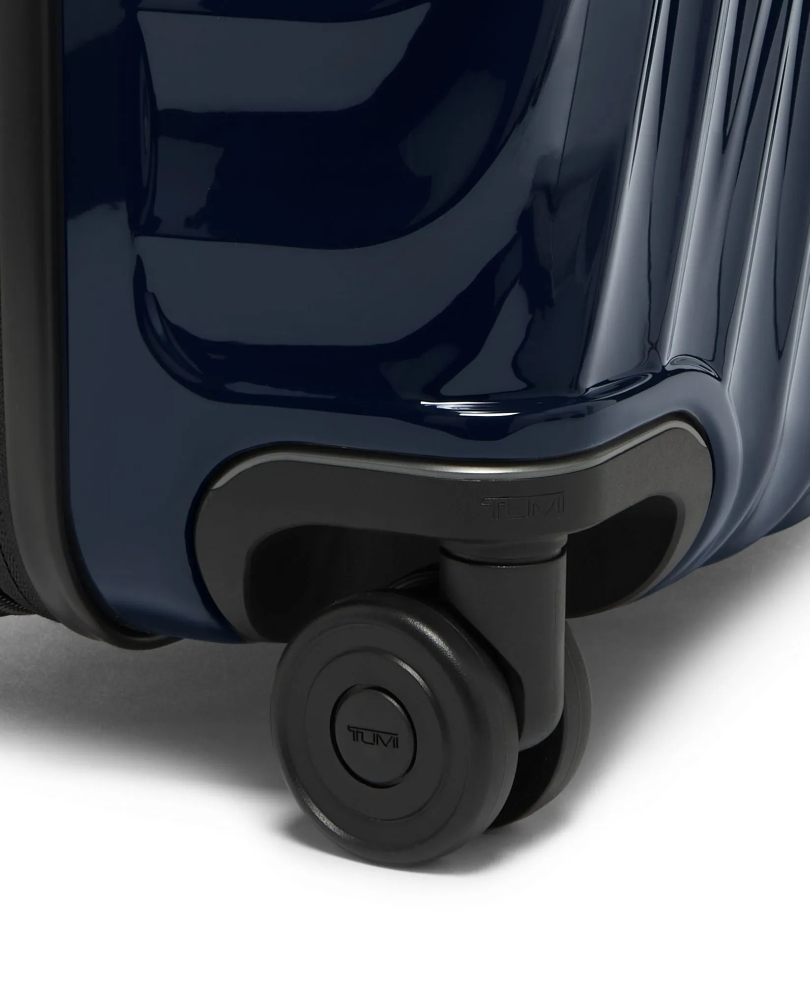 Tumi 19 Degree Short Trip Expandable 4-Wheeled Packing Case